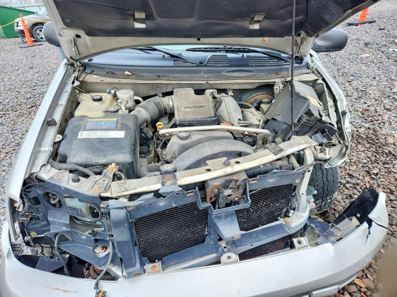 2004 CHEVROLET TRAILBLAZER LS photo 11