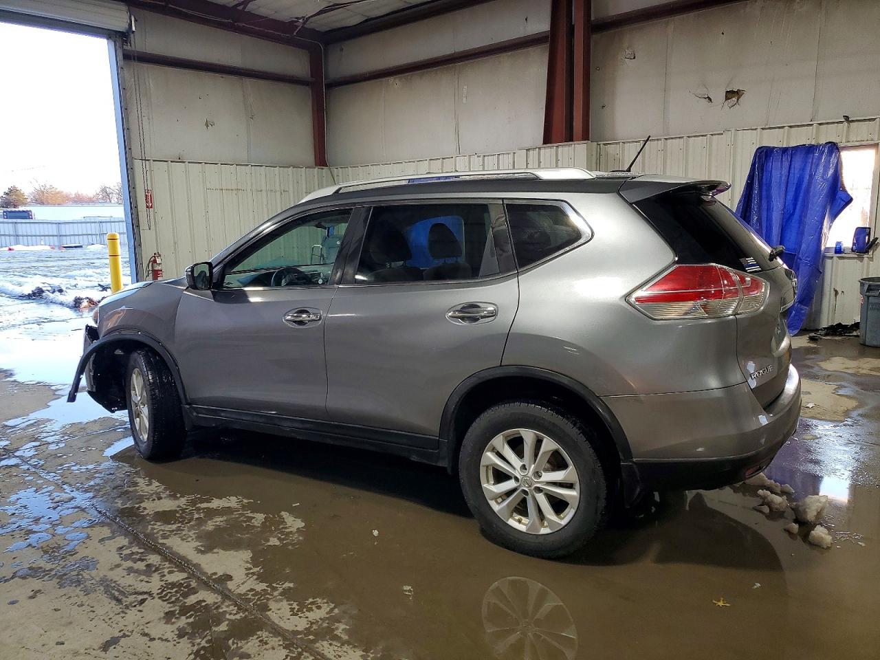 2016 NISSAN ROGUE S photo 2