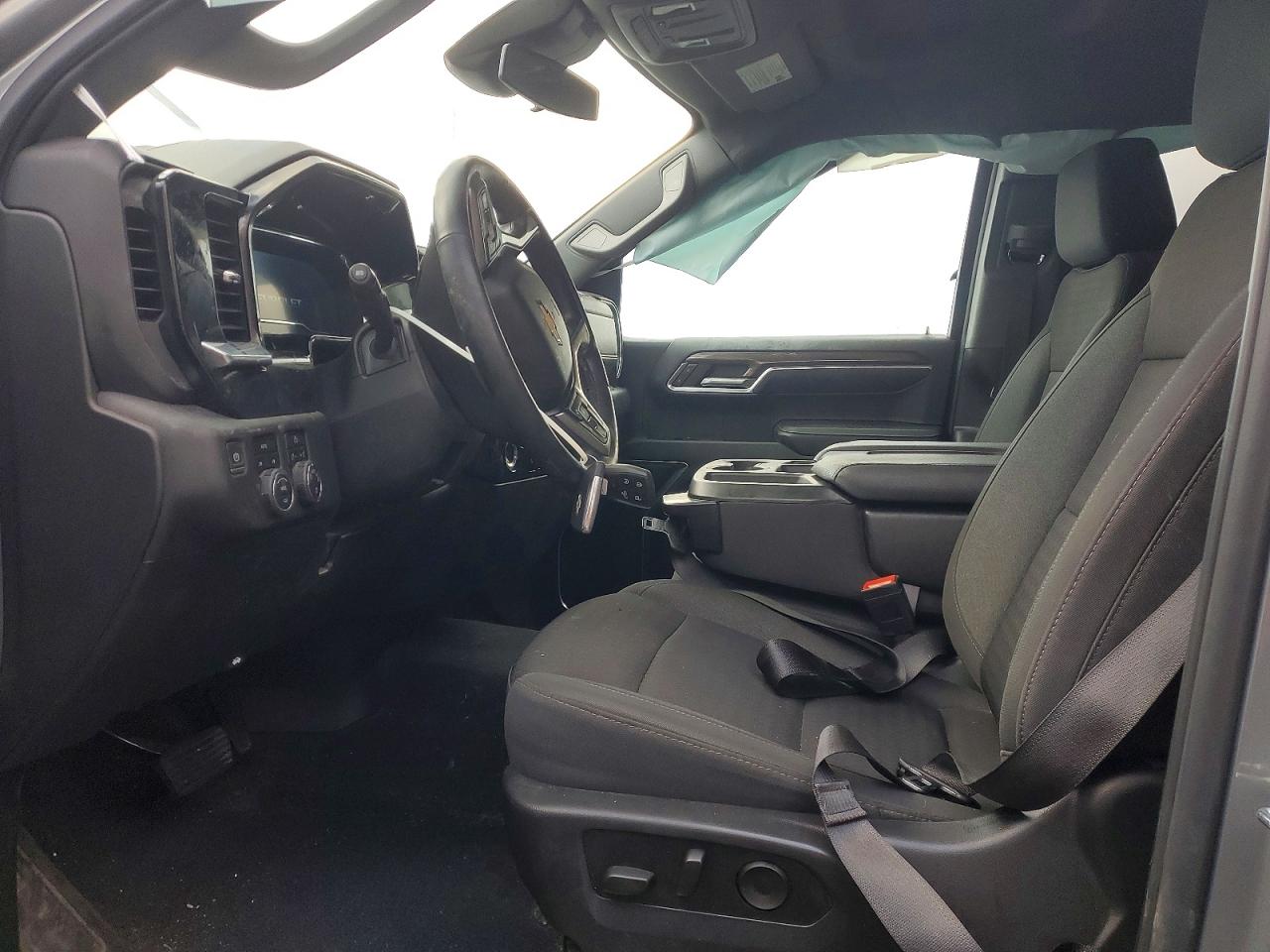 2023 CHEVROLET SILVERADO K1500 LT-L photo 7