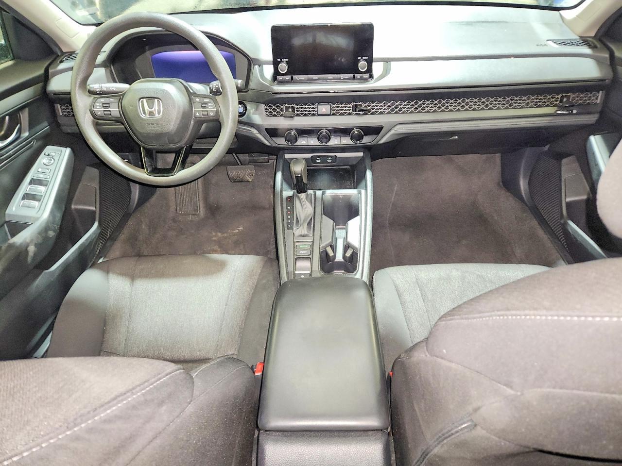 2024 HONDA ACCORD LX photo 8