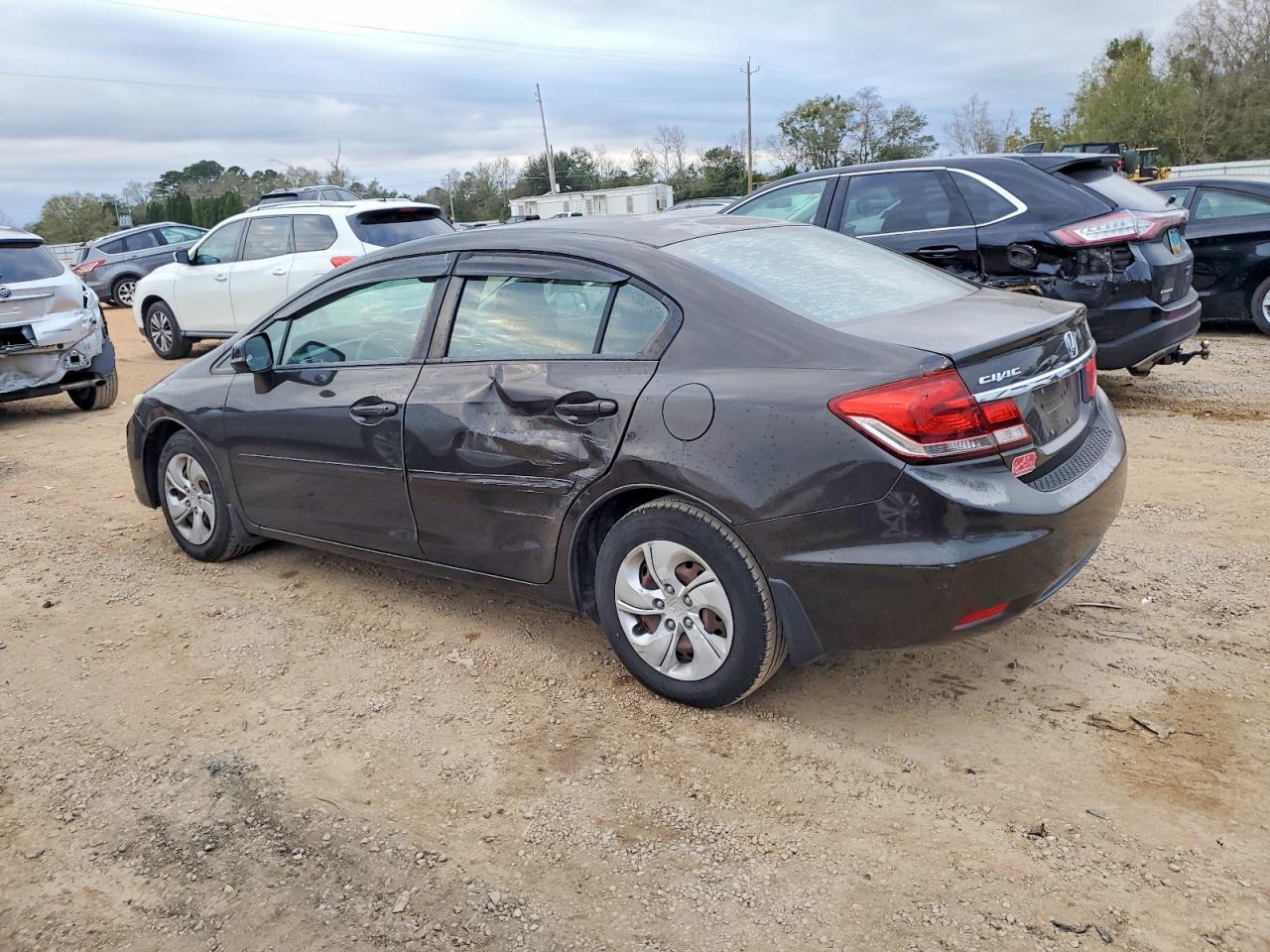 2013 HONDA CIVIC LX photo 2