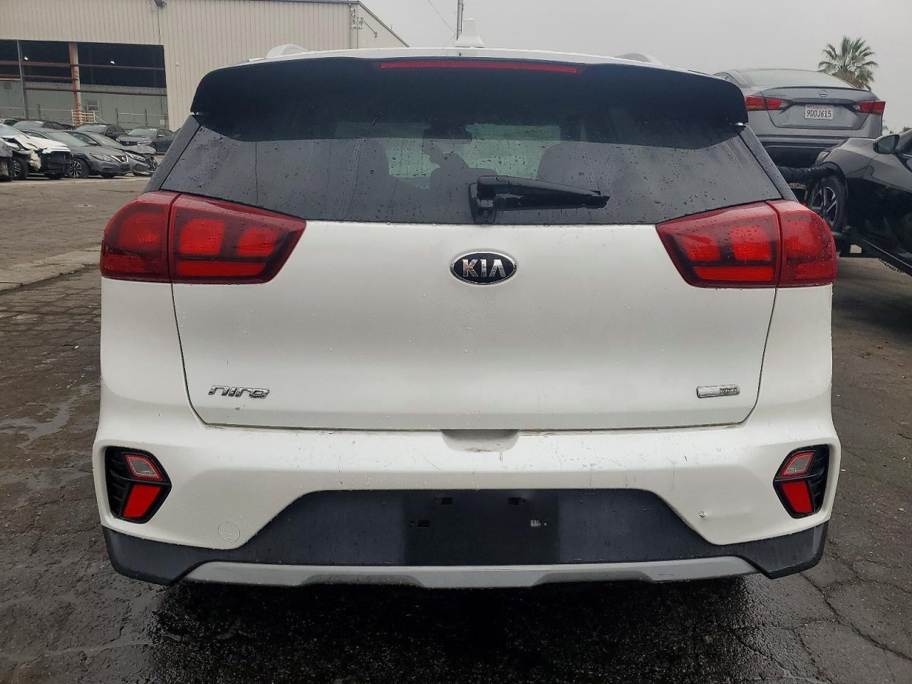 2020 KIA NIRO LX photo 6
