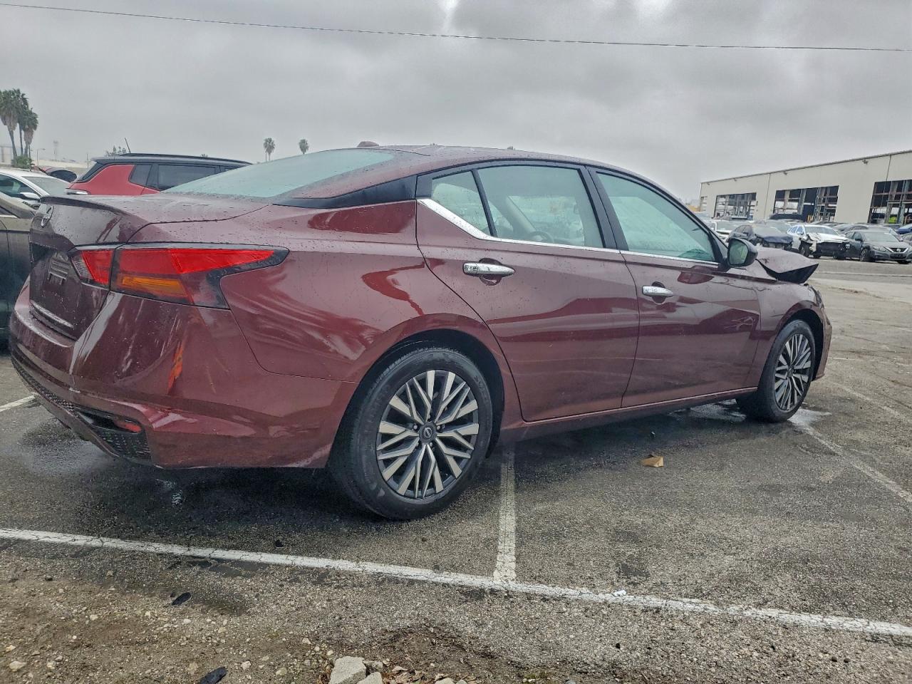 2025 NISSAN ALTIMA SV photo 3