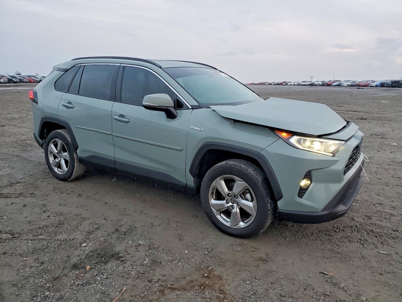2021 TOYOTA RAV4 XLE PREMIUM photo 4