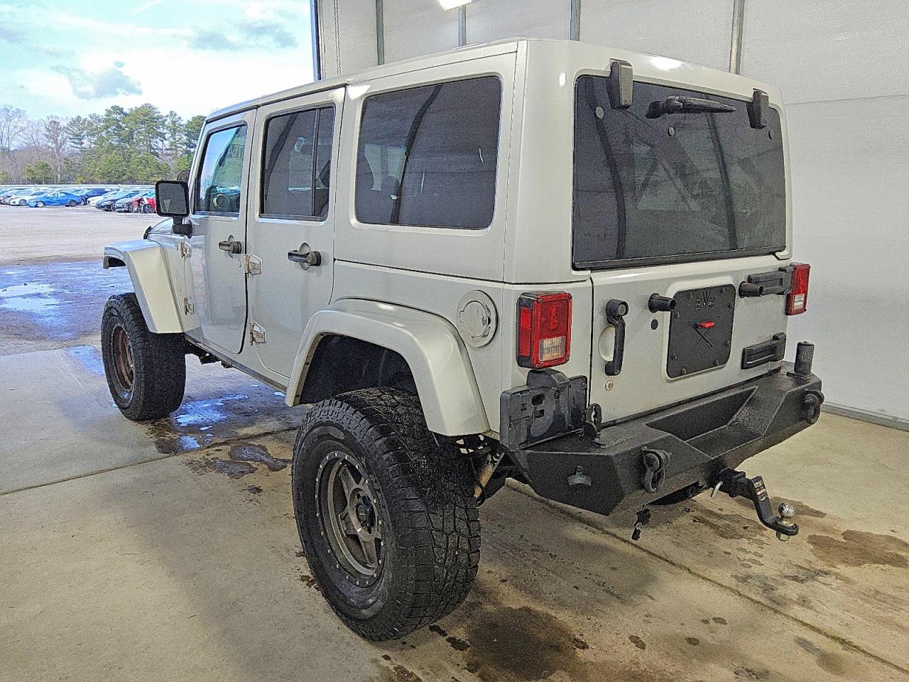 2012 JEEP WRANGLER UNLIMITED SAHARA photo 2