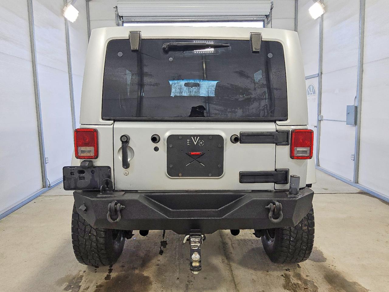 2012 JEEP WRANGLER UNLIMITED SAHARA photo 6