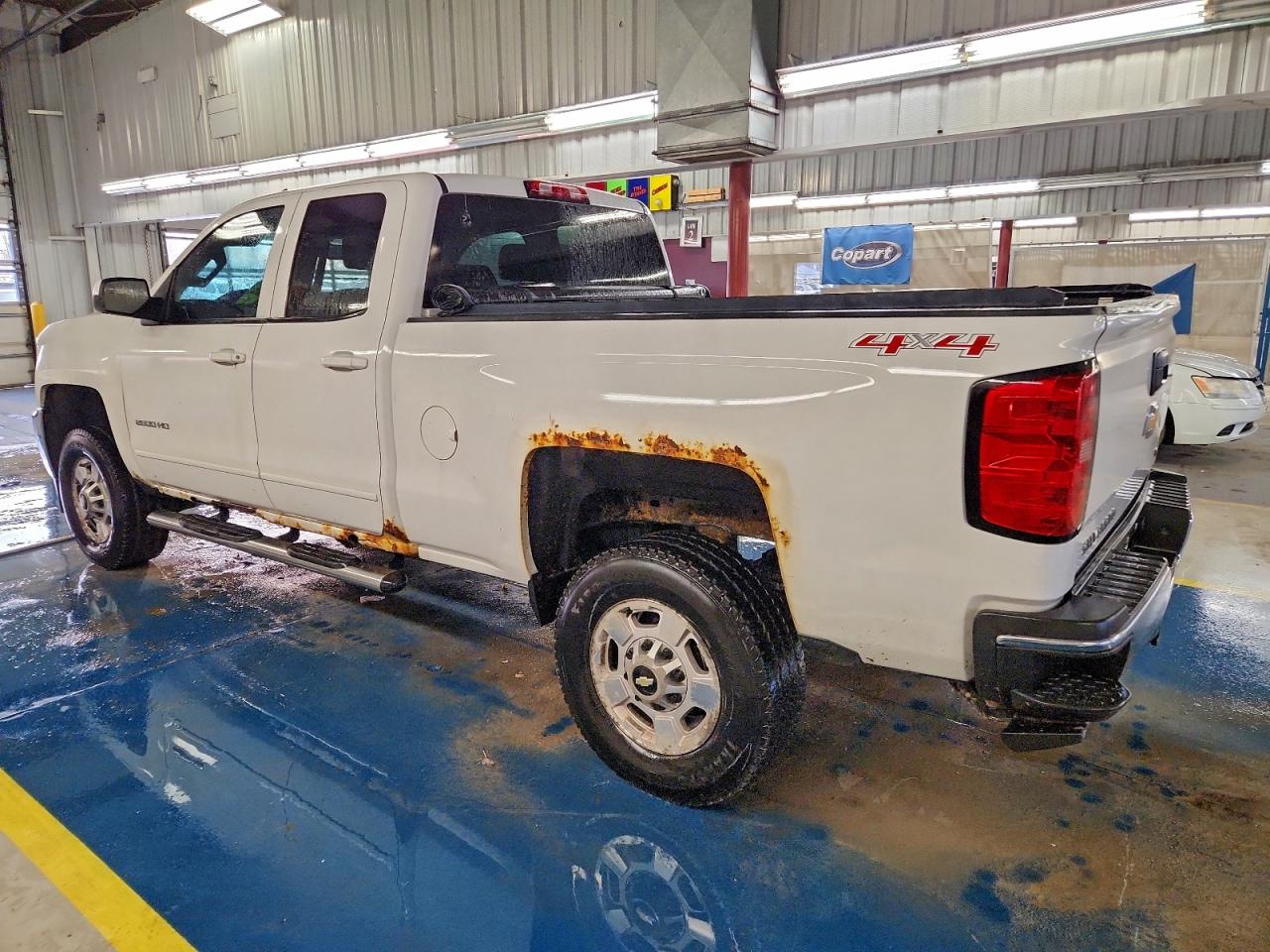 2015 CHEVROLET SILVERADO K2500 HEAVY DUTY LT photo 2