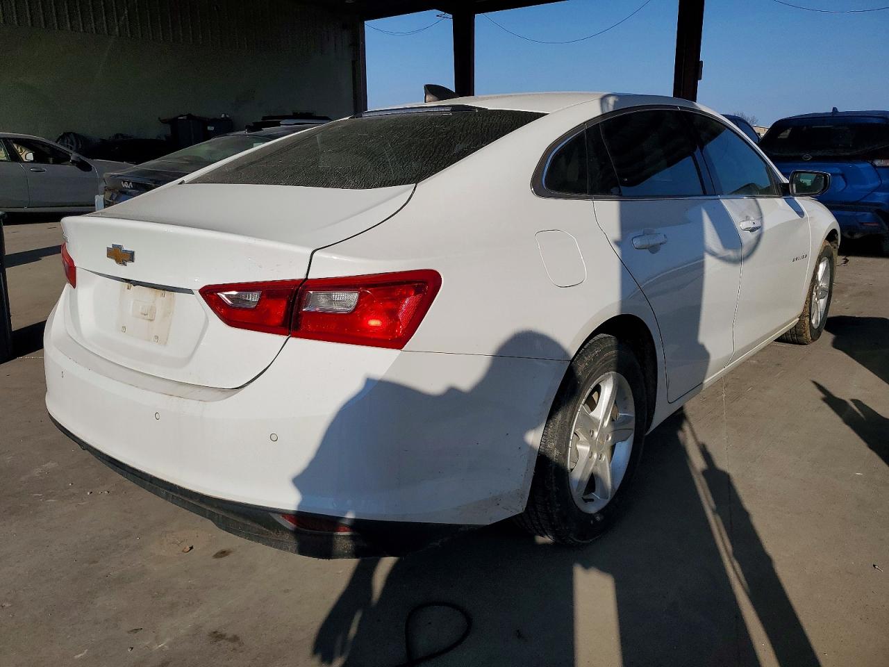 2022 CHEVROLET MALIBU LS photo 3