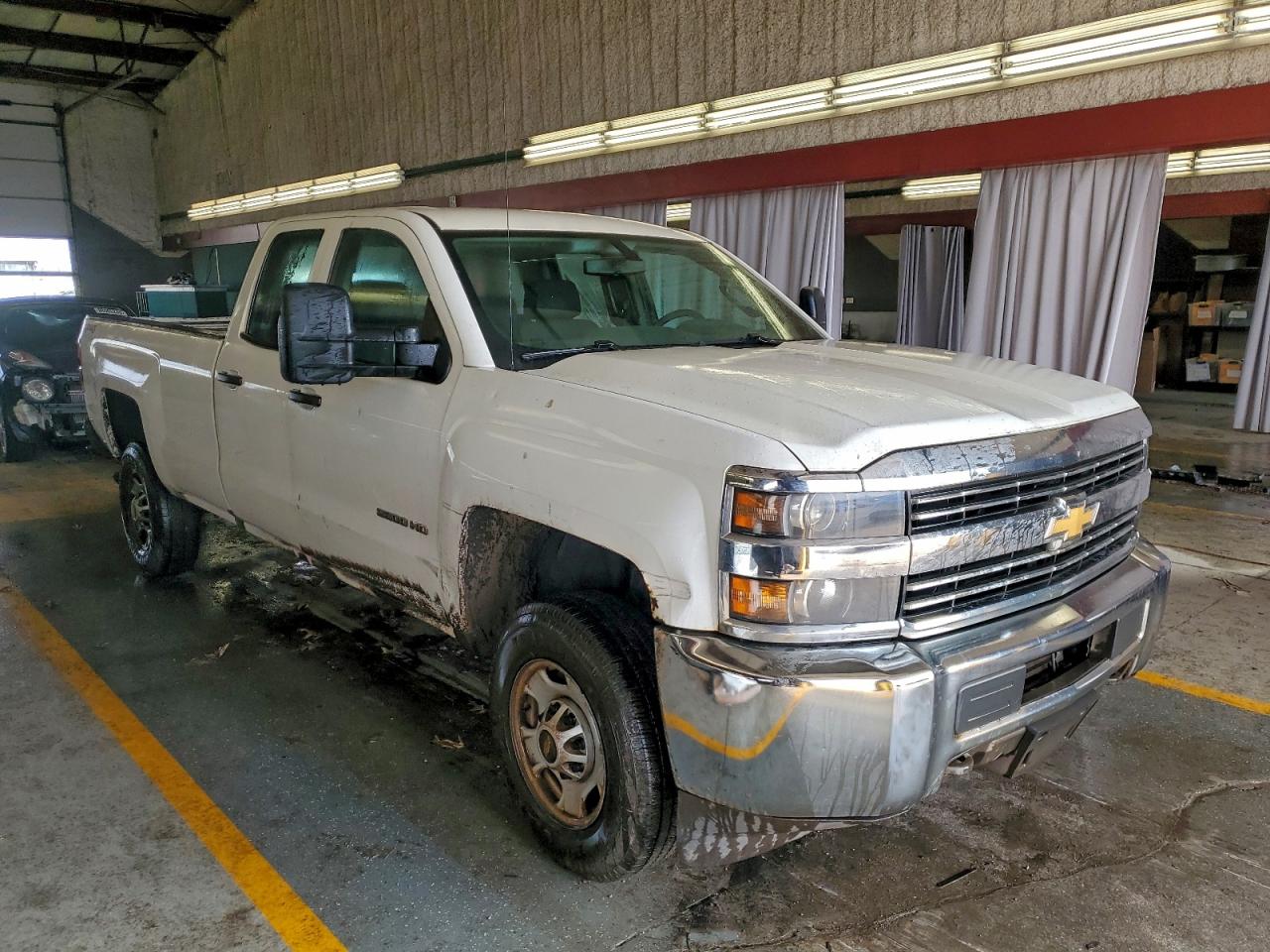 2018 CHEVROLET SILVERADO K2500 HEAVY DUTY photo 4