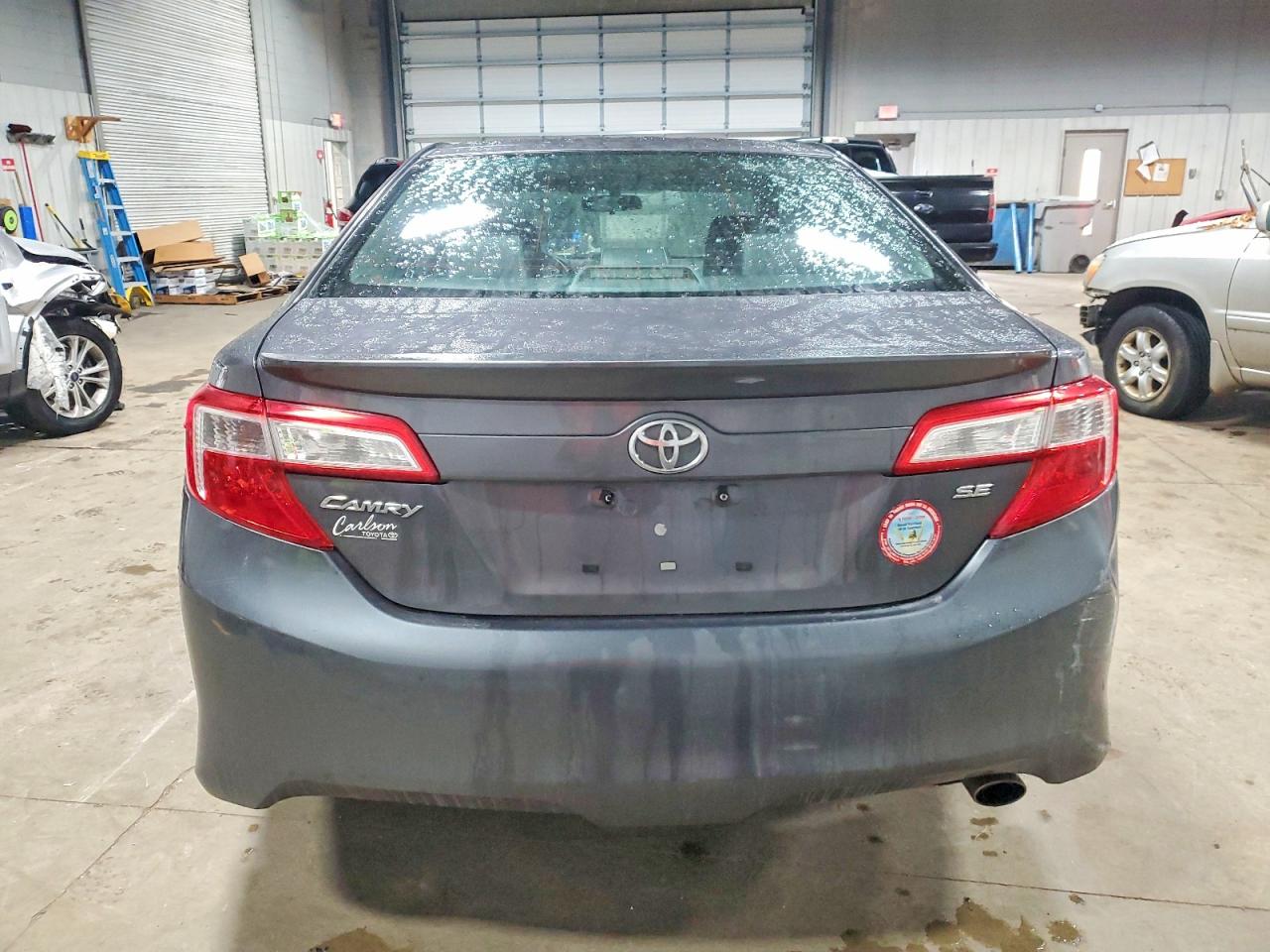 2013 TOYOTA CAMRY L photo 6