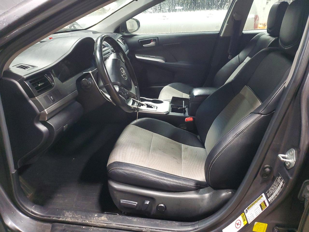 2013 TOYOTA CAMRY L photo 7
