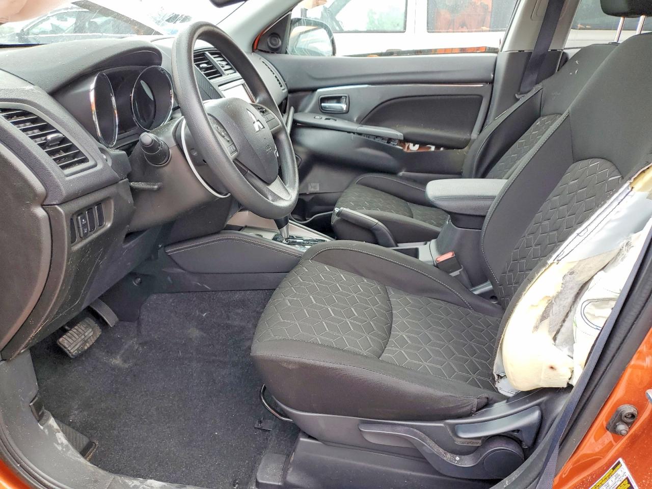 2024 MITSUBISHI OUTLANDER SPORT S/SE photo 7