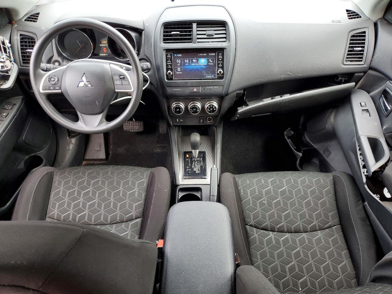 2024 MITSUBISHI OUTLANDER SPORT S/SE photo 8