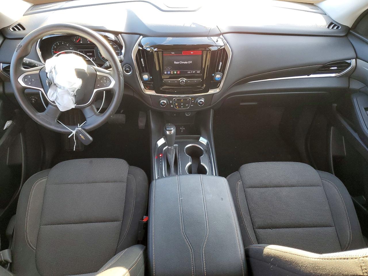 2020 CHEVROLET TRAVERSE LS photo 8