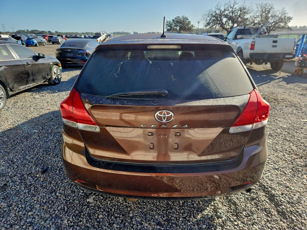 2011 TOYOTA VENZA photo 6