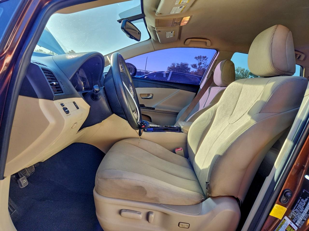 2011 TOYOTA VENZA photo 7