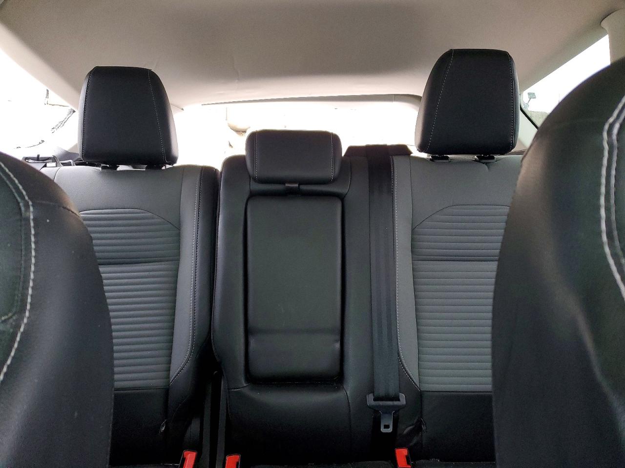 2019 FORD ESCAPE SE photo 10