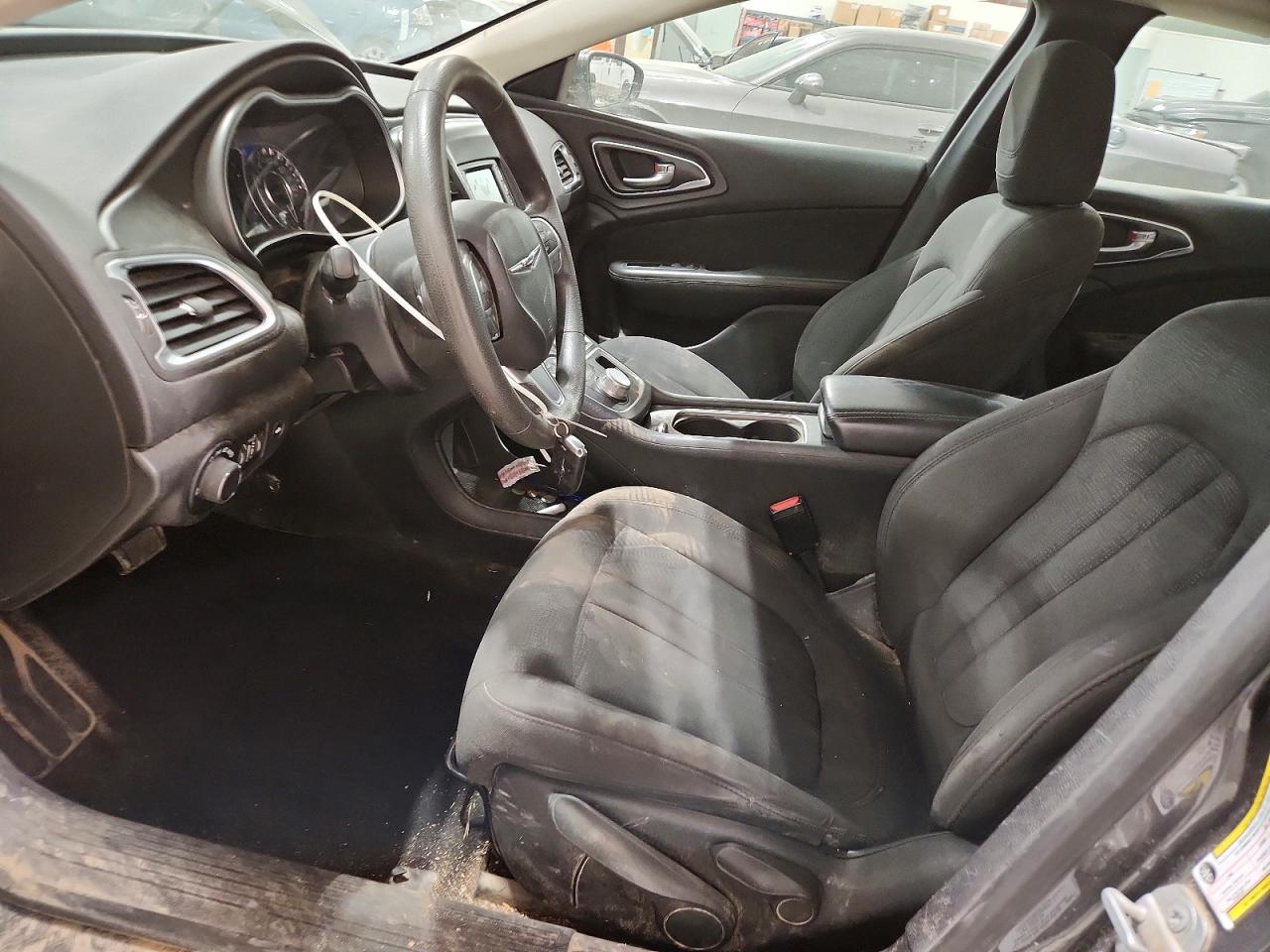 2015 CHRYSLER 200 LIMITED photo 7