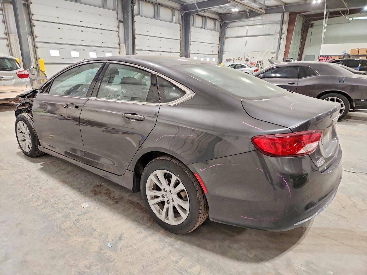 2015 CHRYSLER 200 LIMITED photo 2