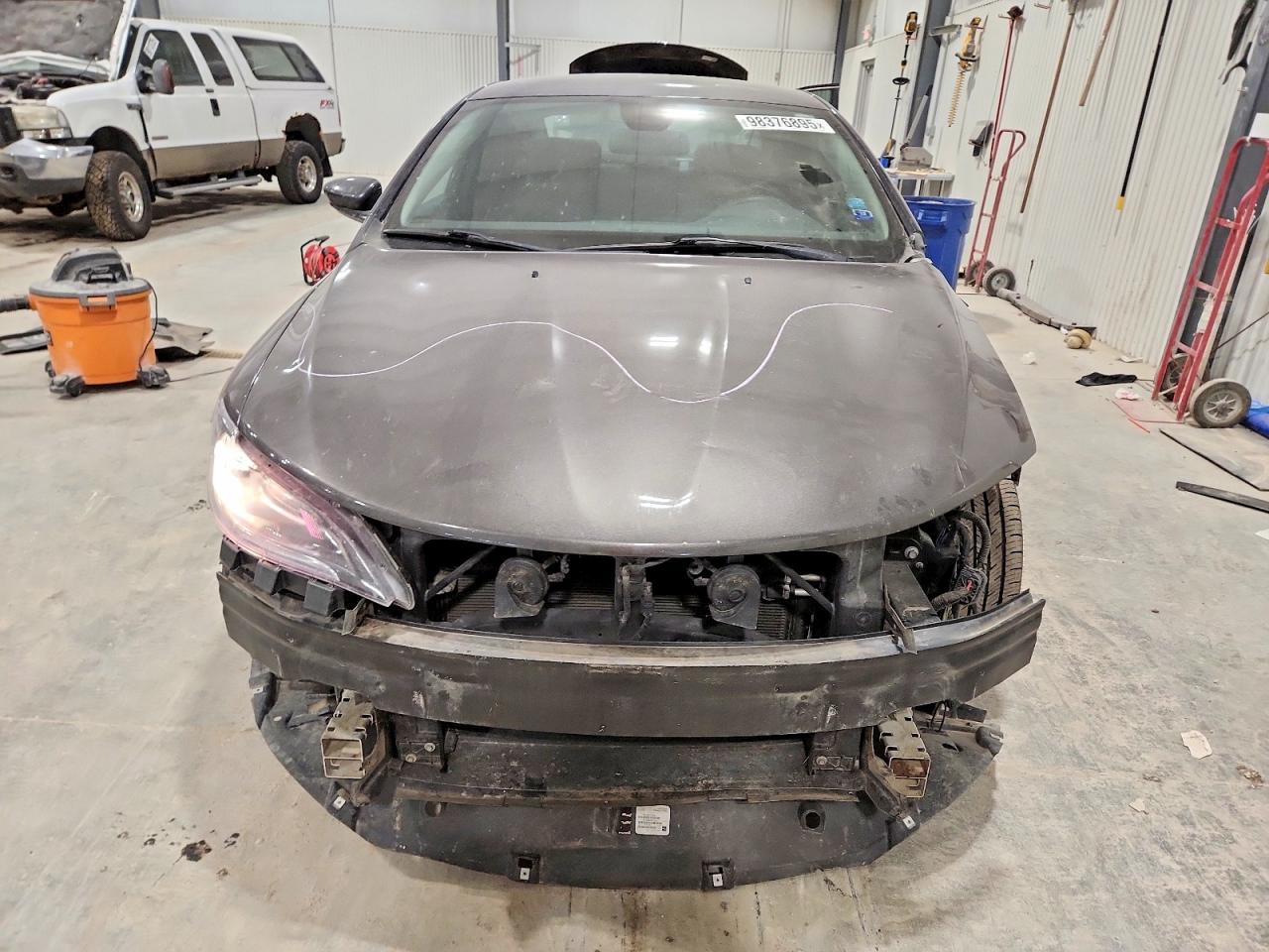 2015 CHRYSLER 200 LIMITED photo 5