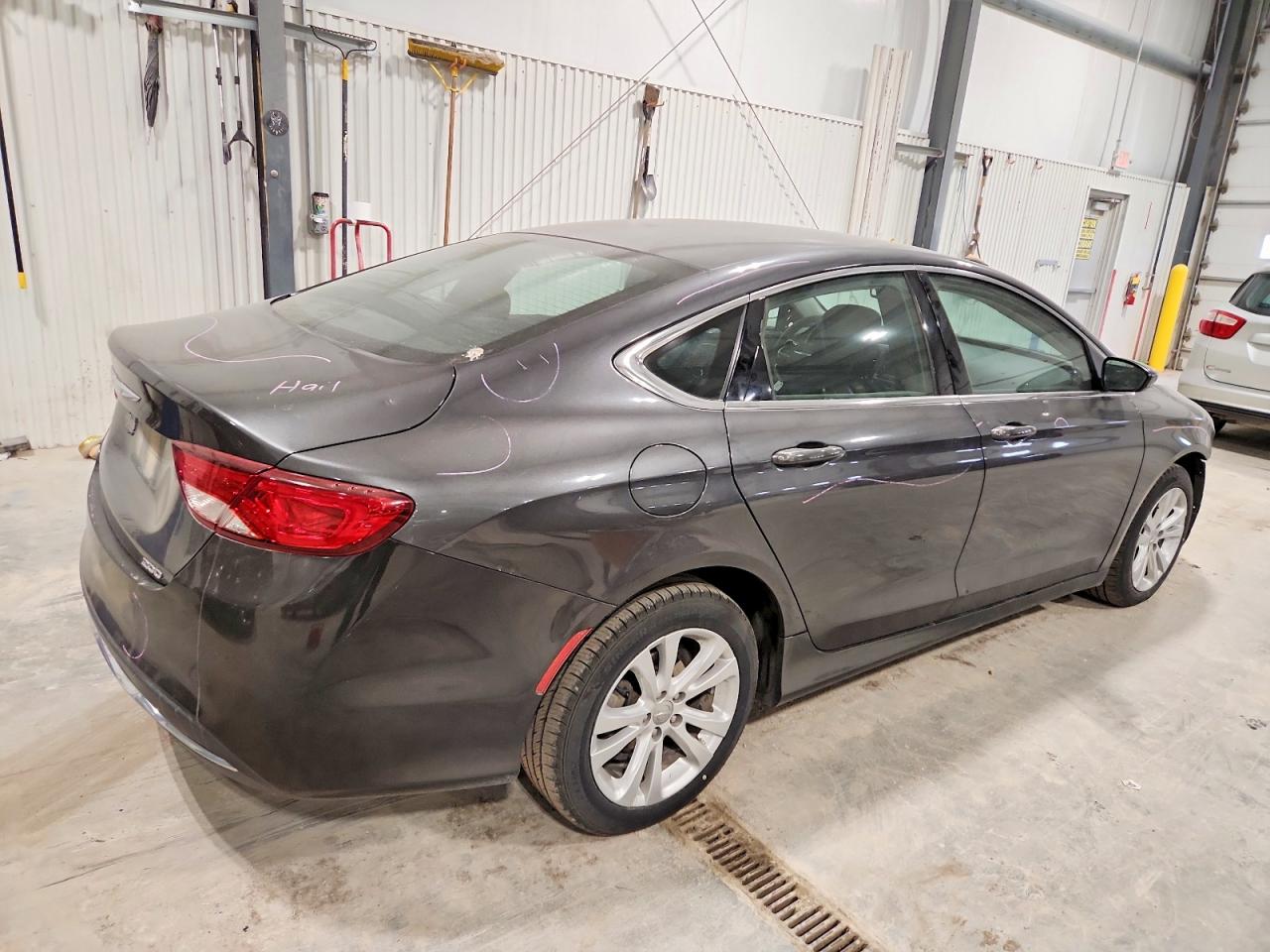 2015 CHRYSLER 200 LIMITED photo 3