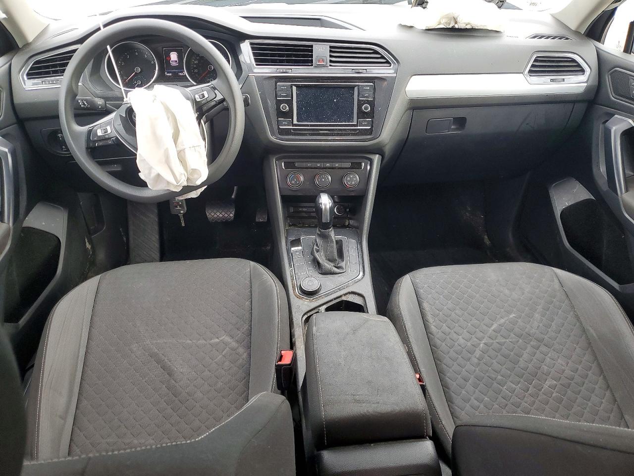 2021 VOLKSWAGEN TIGUAN S photo 22