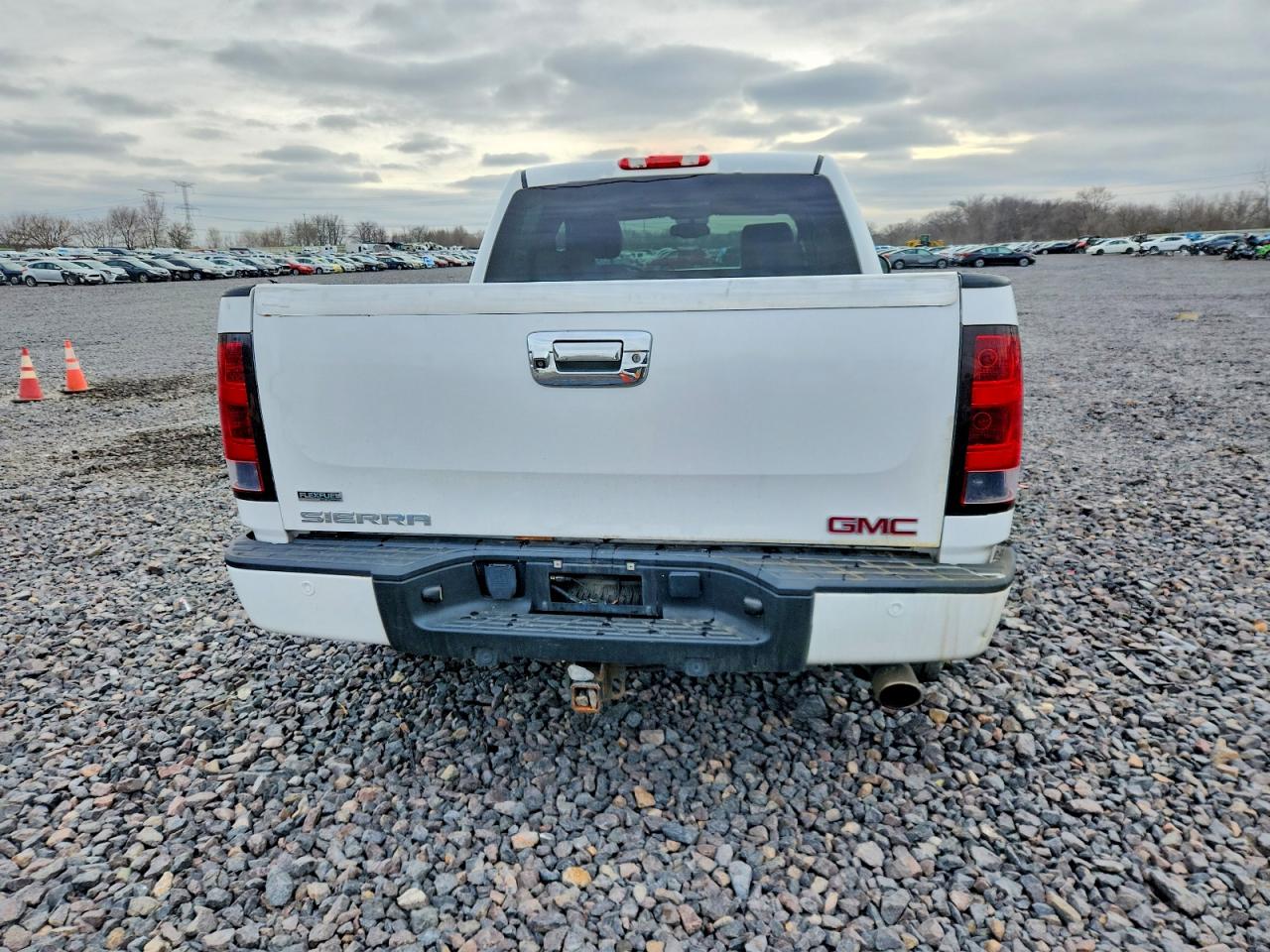 2011 GMC SIERRA K1500 DENALI photo 6