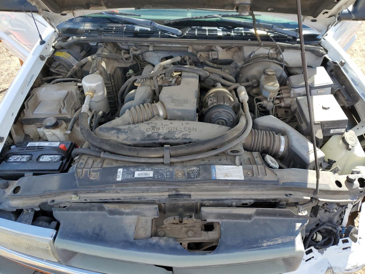 1998 CHEVROLET S TRUCK S10 photo 11
