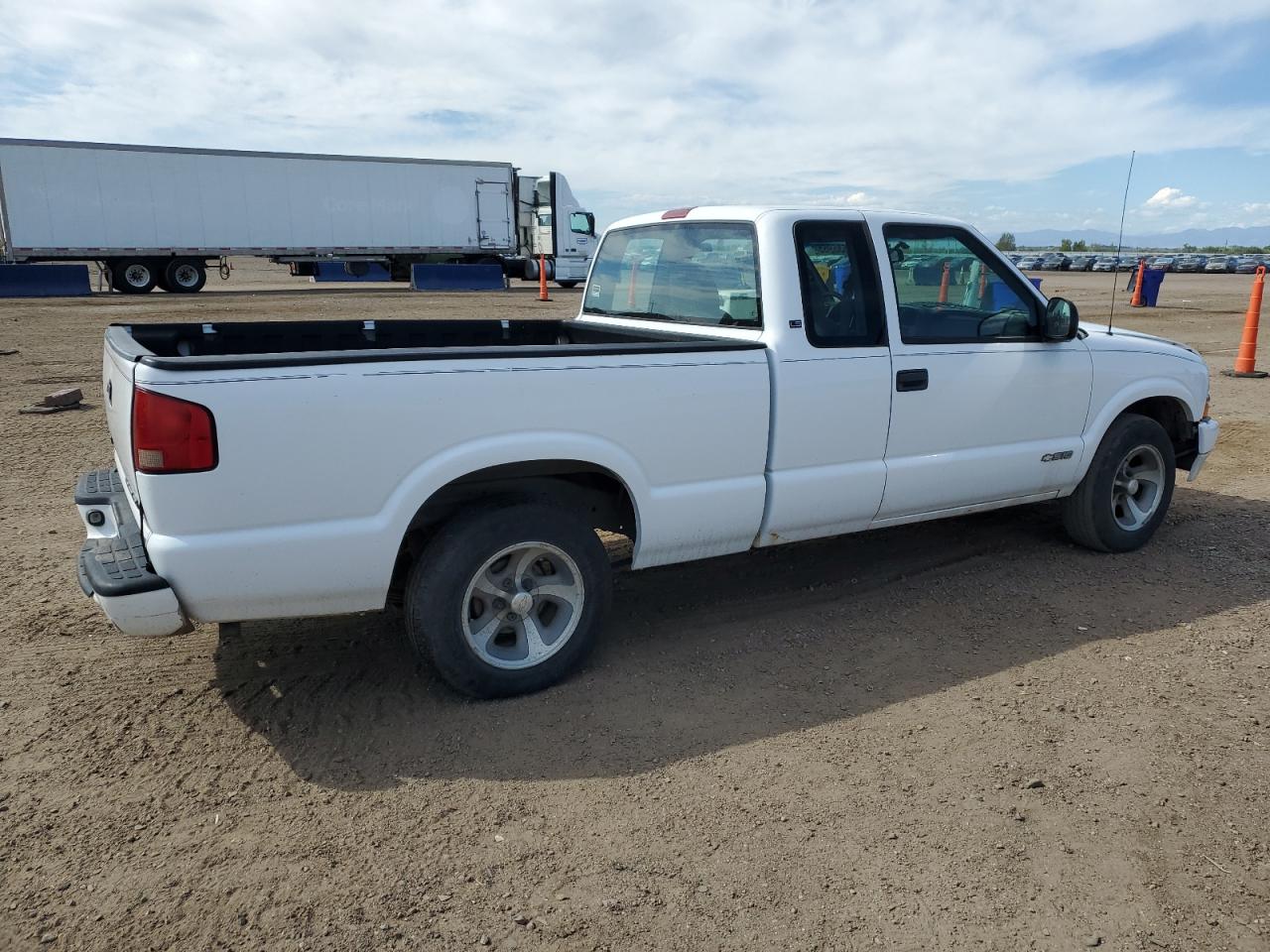 1998 CHEVROLET S TRUCK S10 photo 3