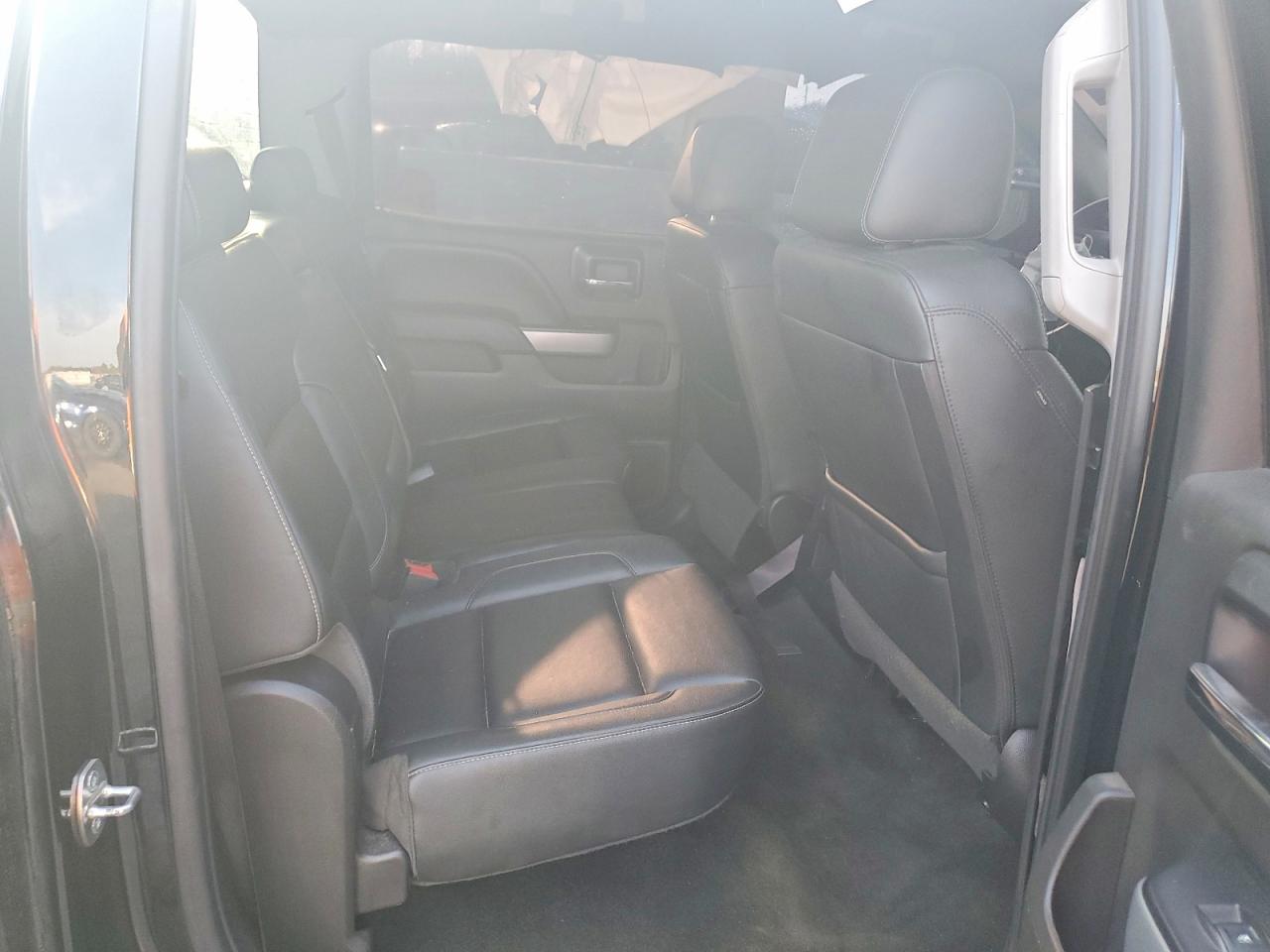 2017 CHEVROLET SILVERADO K1500 LT photo 10