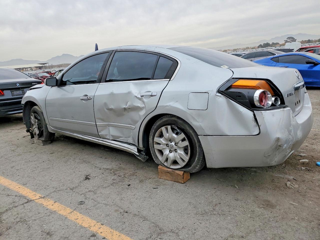 2012 NISSAN ALTIMA BASE photo 2
