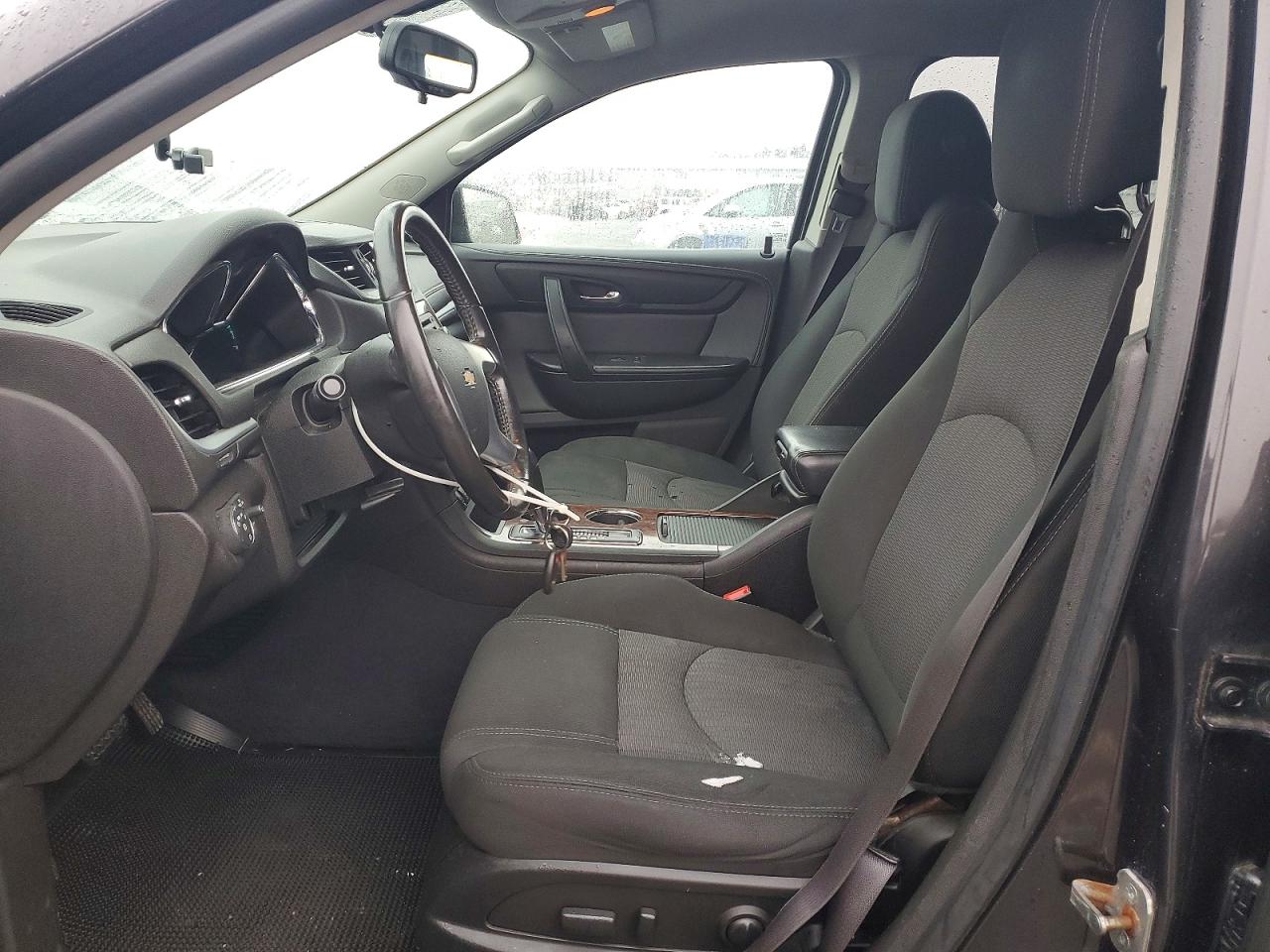 2014 CHEVROLET TRAVERSE LT photo 7