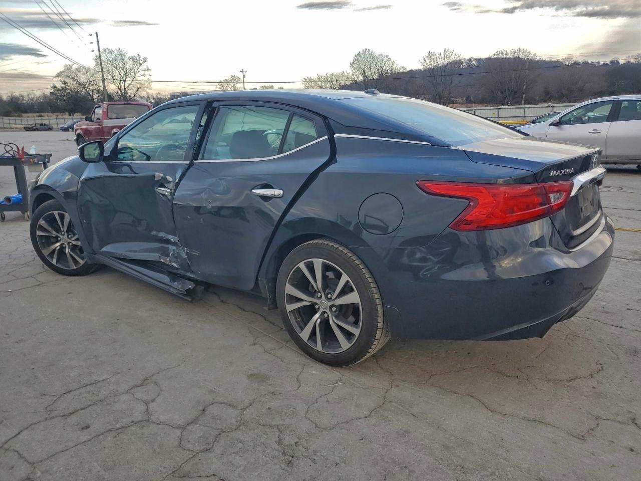 2017 NISSAN MAXIMA 3.5S photo 2