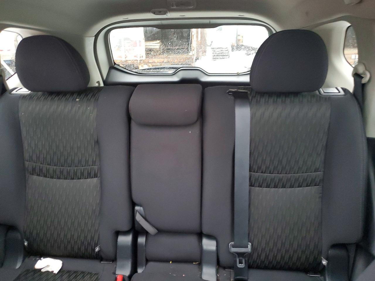 2019 NISSAN ROGUE S photo 19