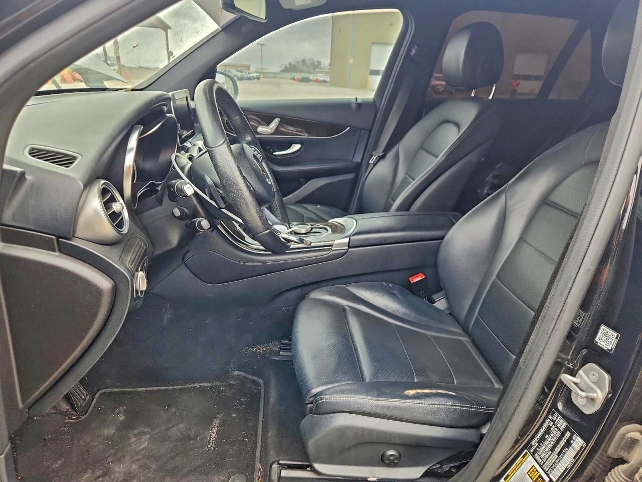 2018 MERCEDES-BENZ GLC 300 photo 7
