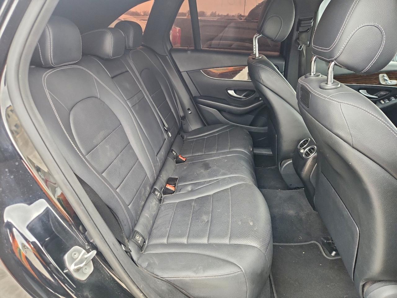 2018 MERCEDES-BENZ GLC 300 photo 10