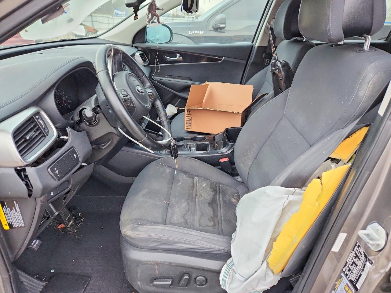 2016 KIA SORENTO LX photo 7