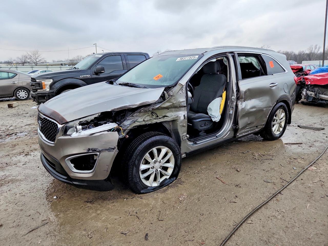 2016 KIA SORENTO