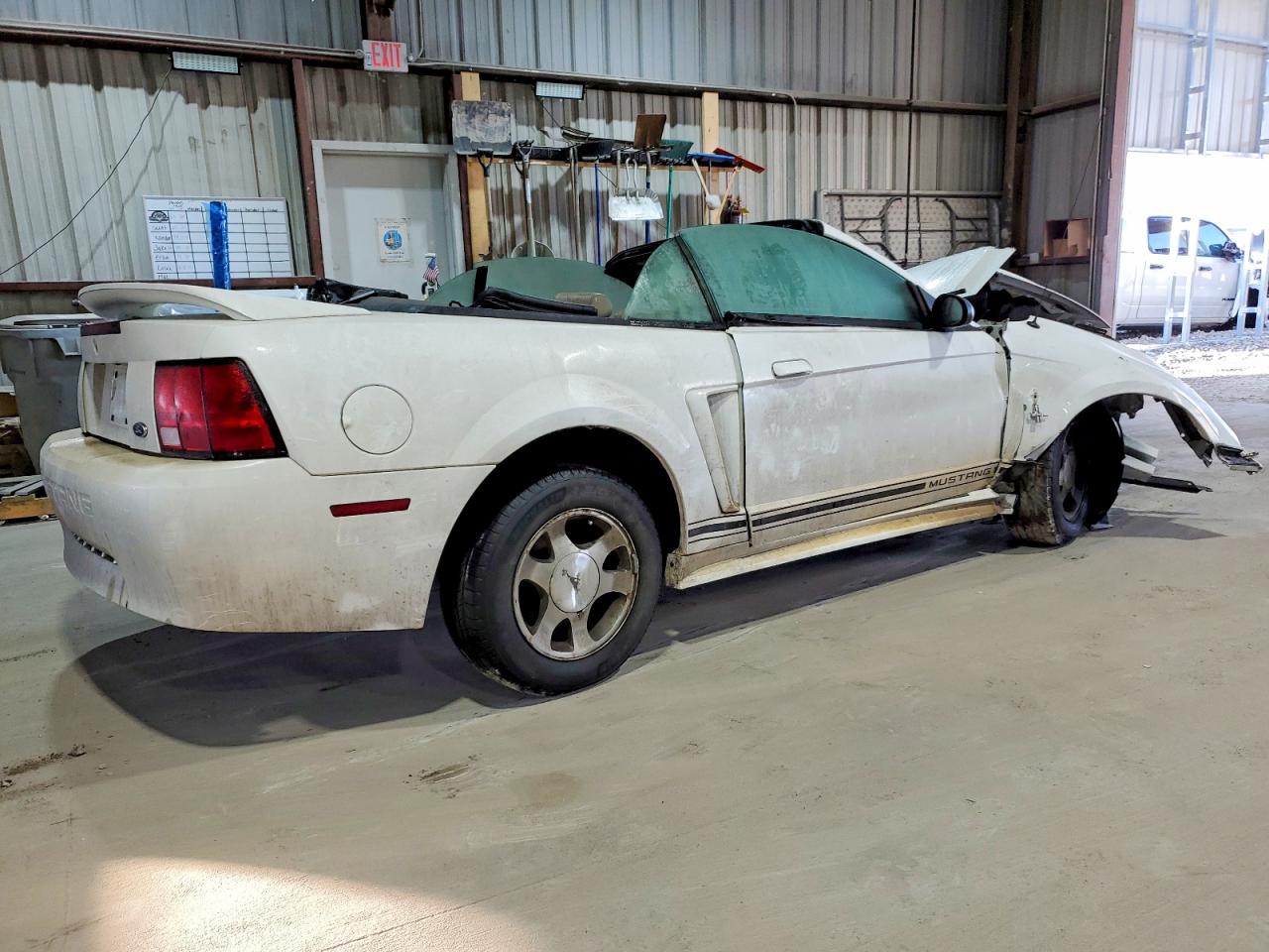 2000 FORD MUSTANG photo 3