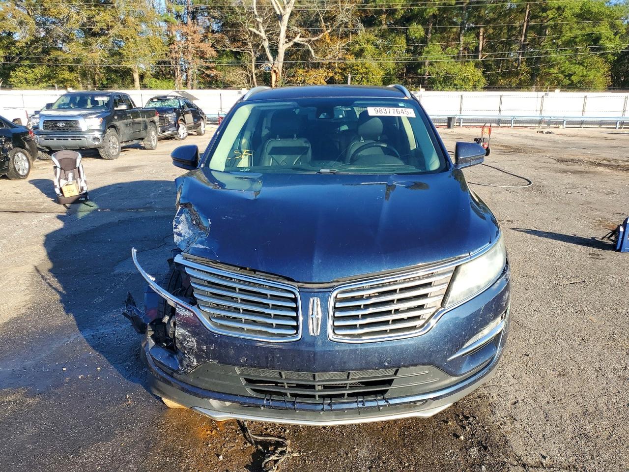 2017 LINCOLN MKC RESERVE photo 5