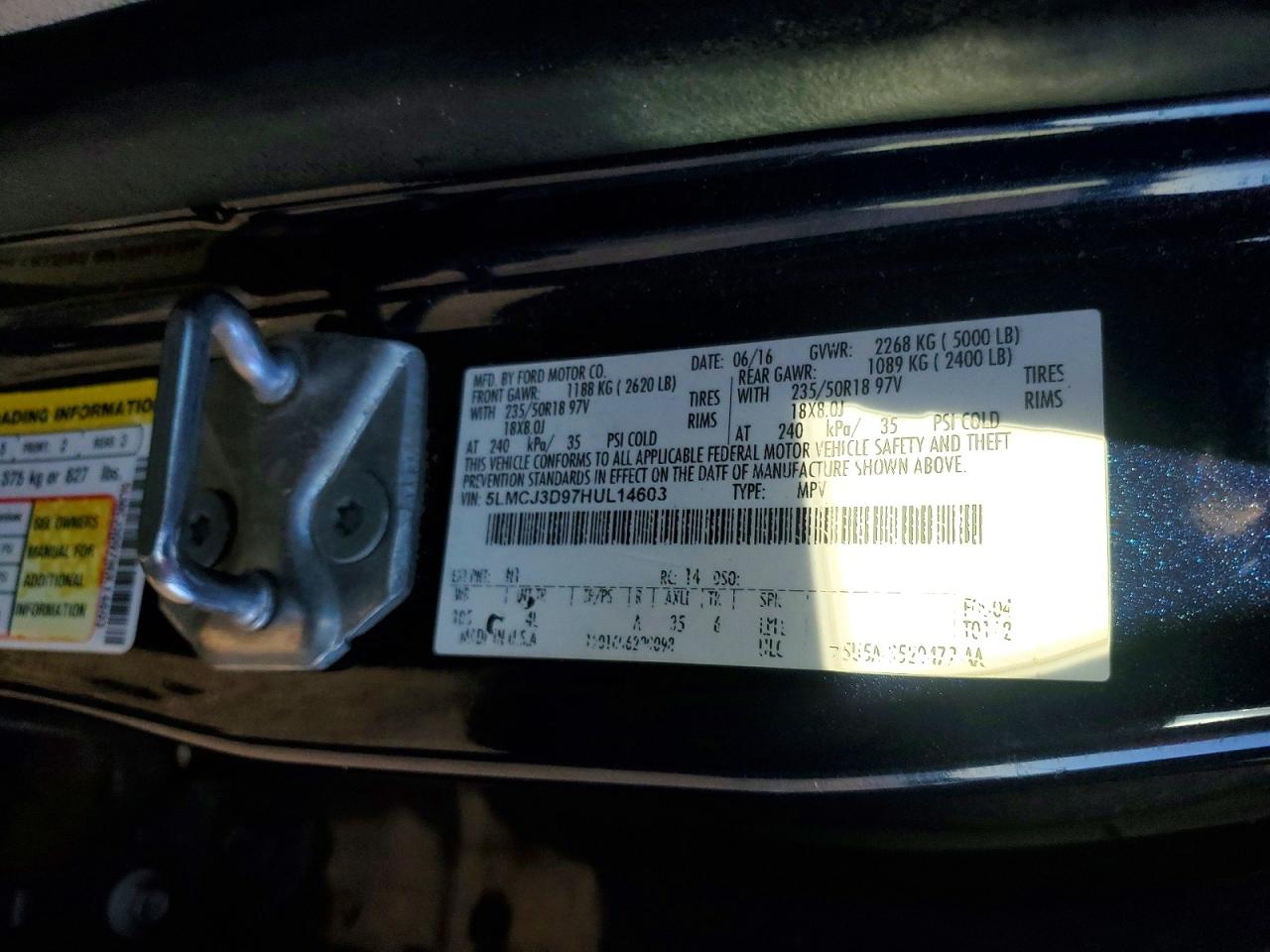 2017 LINCOLN MKC RESERVE photo 12