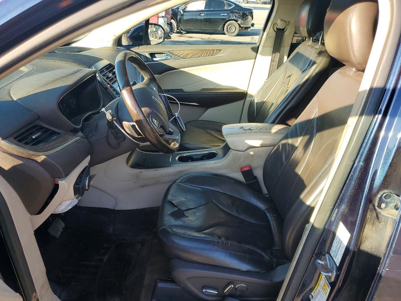 2017 LINCOLN MKC RESERVE photo 7