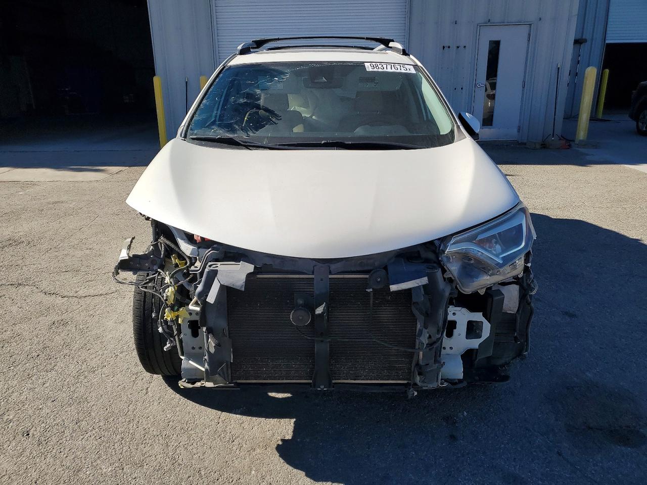 2016 TOYOTA RAV4 LIMITED photo 5