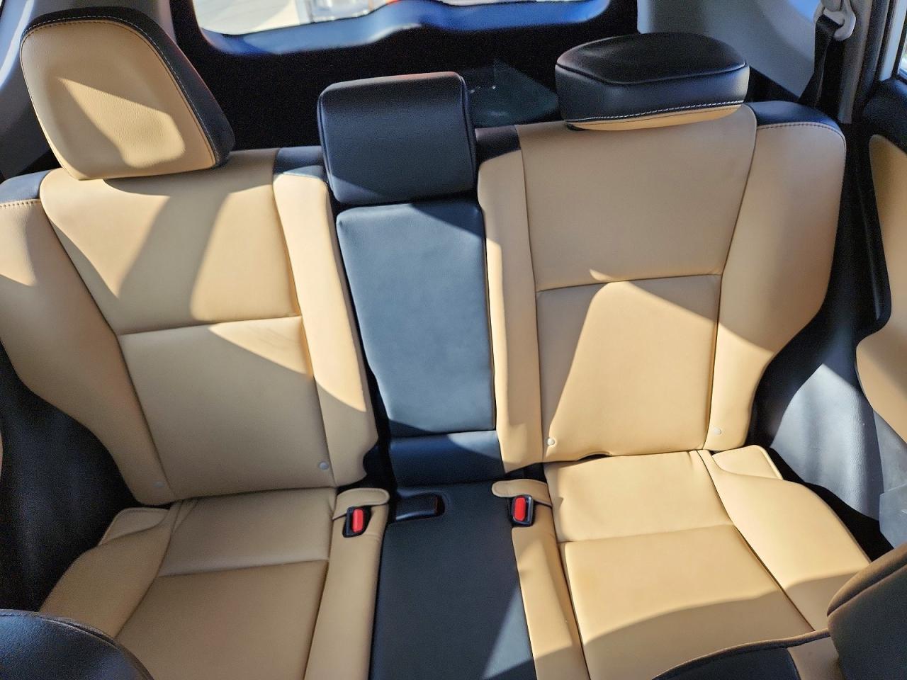 2016 TOYOTA RAV4 LIMITED photo 10