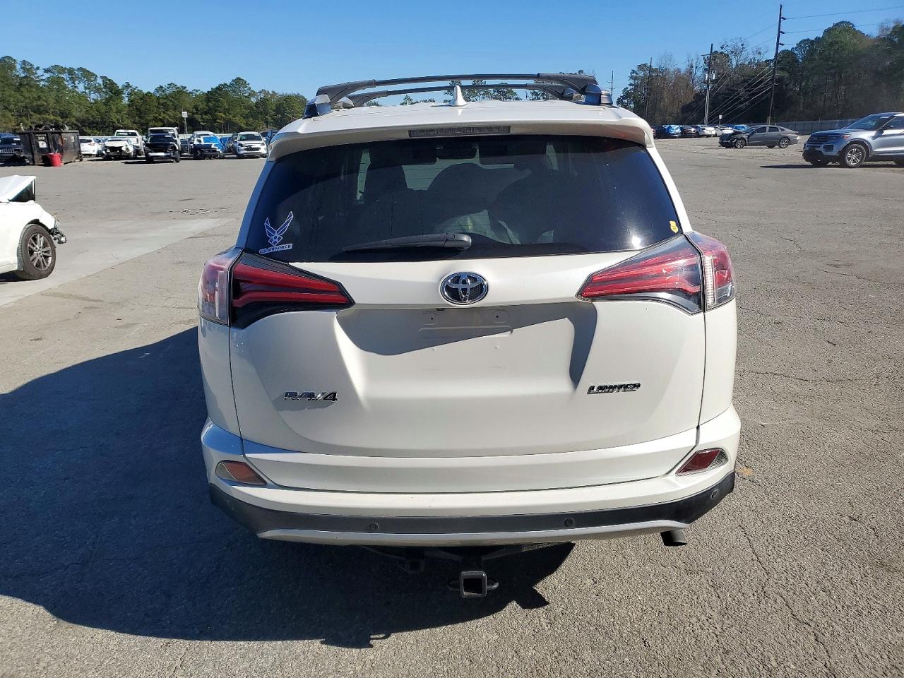 2016 TOYOTA RAV4 LIMITED photo 6