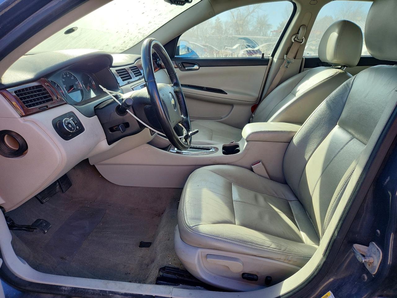 2009 CHEVROLET IMPALA LTZ photo 7