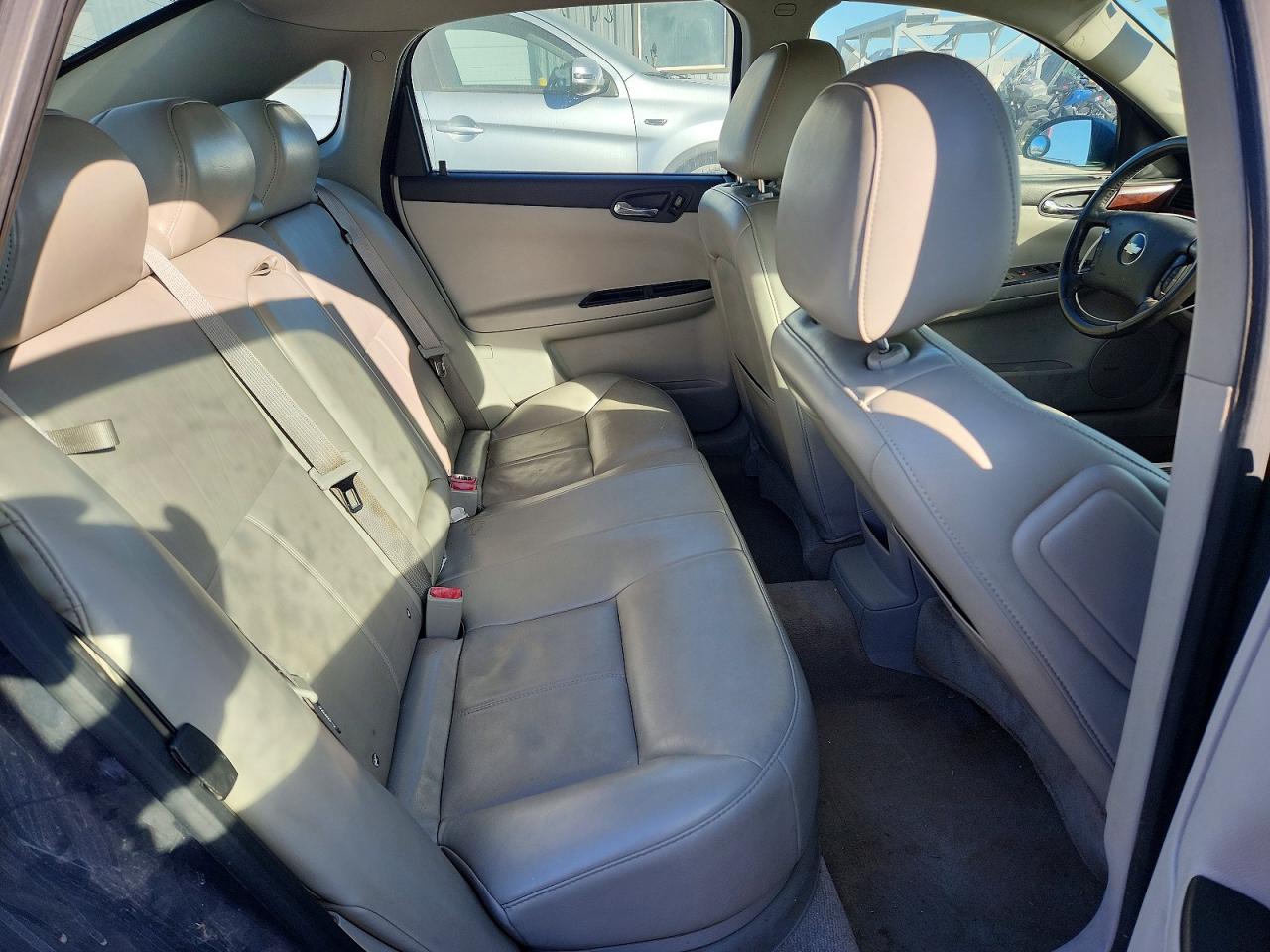 2009 CHEVROLET IMPALA LTZ photo 10
