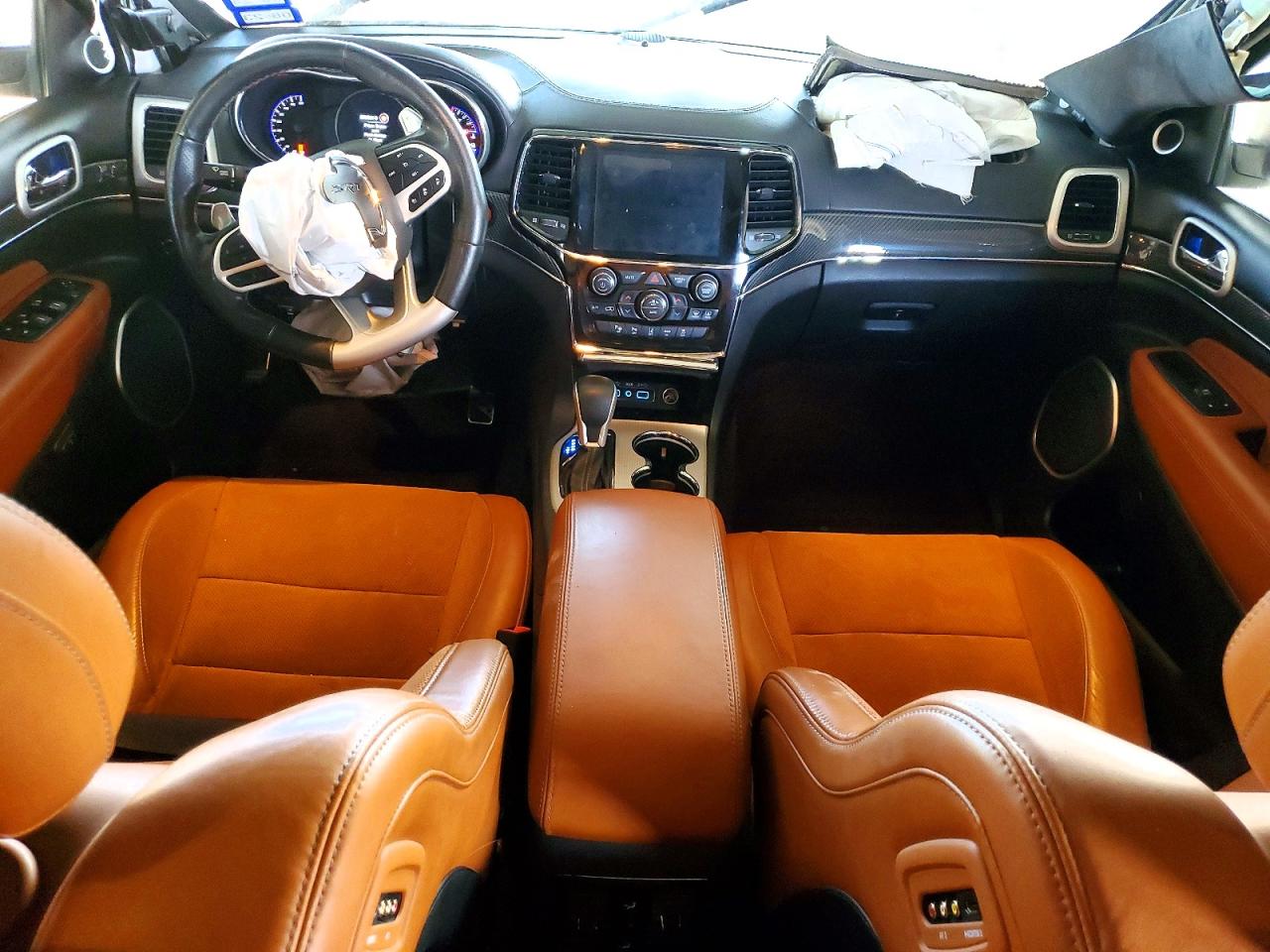 2019 JEEP GRAND CHEROKEE SRT-8 photo 22
