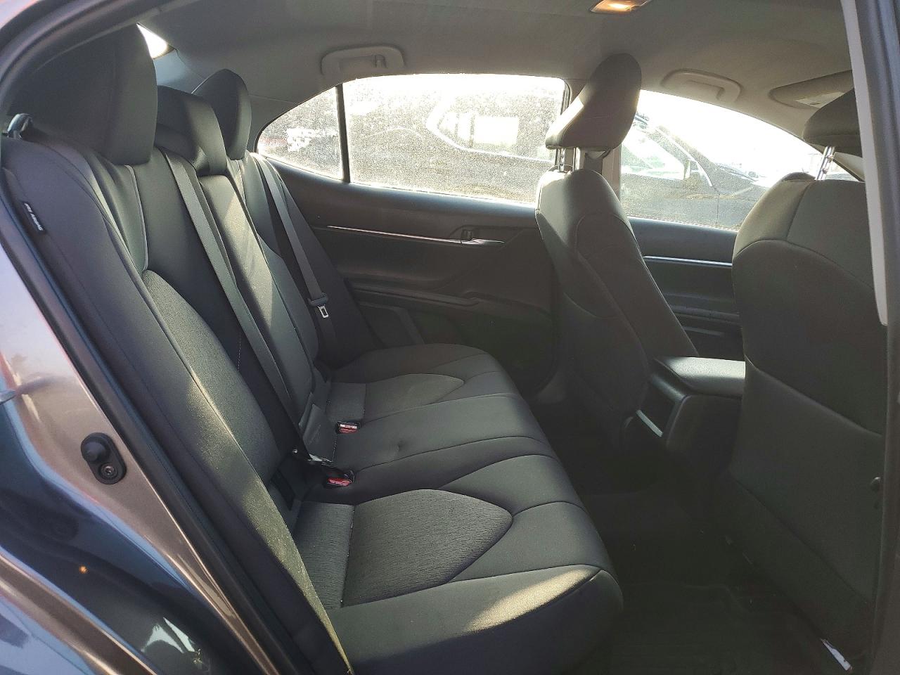 2023 TOYOTA CAMRY LE photo 10