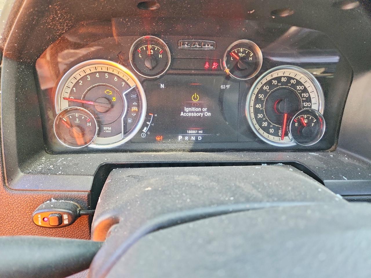 2013 RAM 1500 SPORT photo 9
